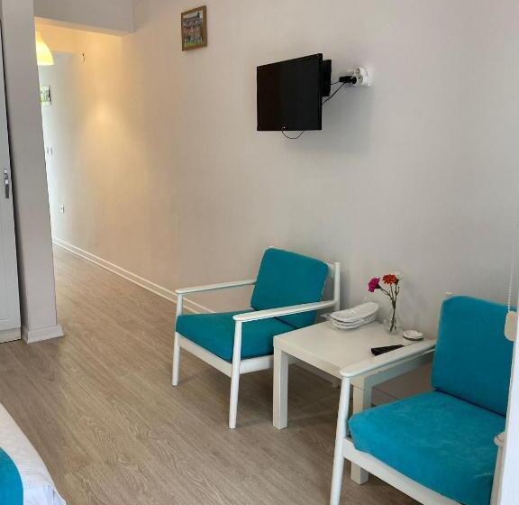 家庭间, Göcek Selya