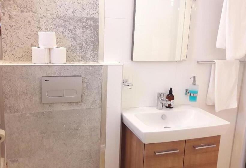 סוויטה משפחתית, My Marina Select