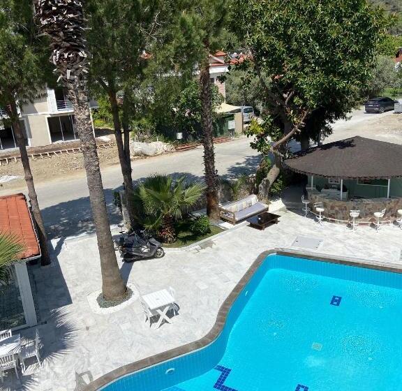 Семейный Номер, Göcek Selya
