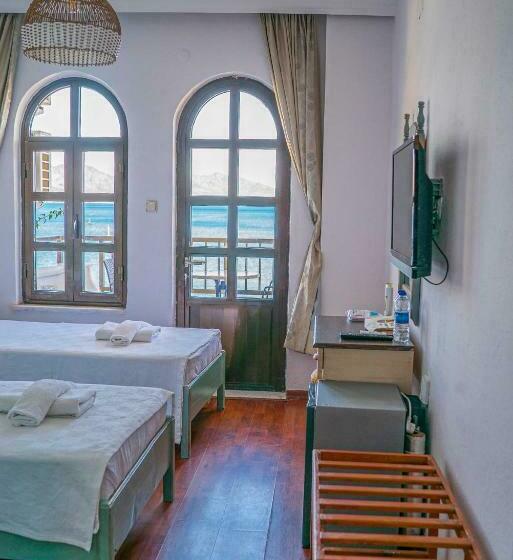 オーシャンビュースタンダードルーム, The Diplomat