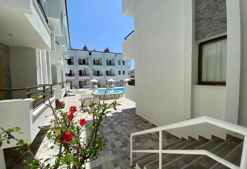 プールの見える1ベッドルームアパートメント, The Diplomat