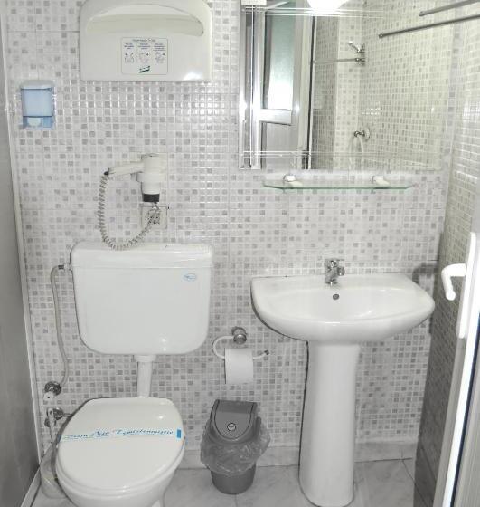 스탠다드 트리플 룸, Yunus