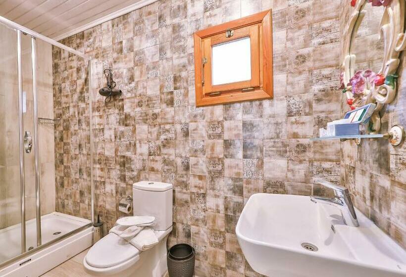 اتاق استاندارد با چشم‌انداز رودخانه, Park Mandalin Hotel   Adult Only