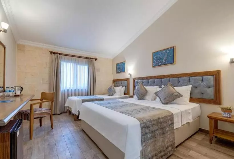 Triple Room Sea View, Surf Egitim Merkezi Oteli