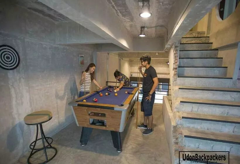 اتاق خانوادگی, Udonbackpackers Beds And Cafe