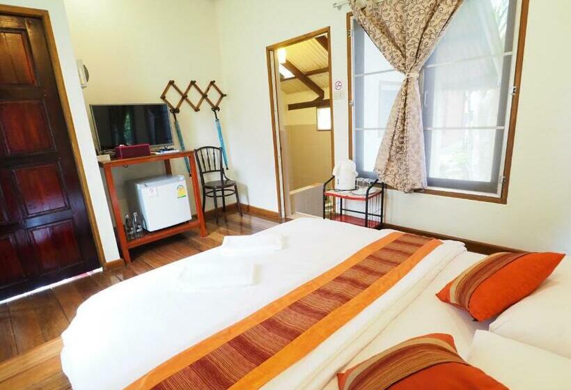 בקתה סטנדרטית, Baan Pun Sook Resort