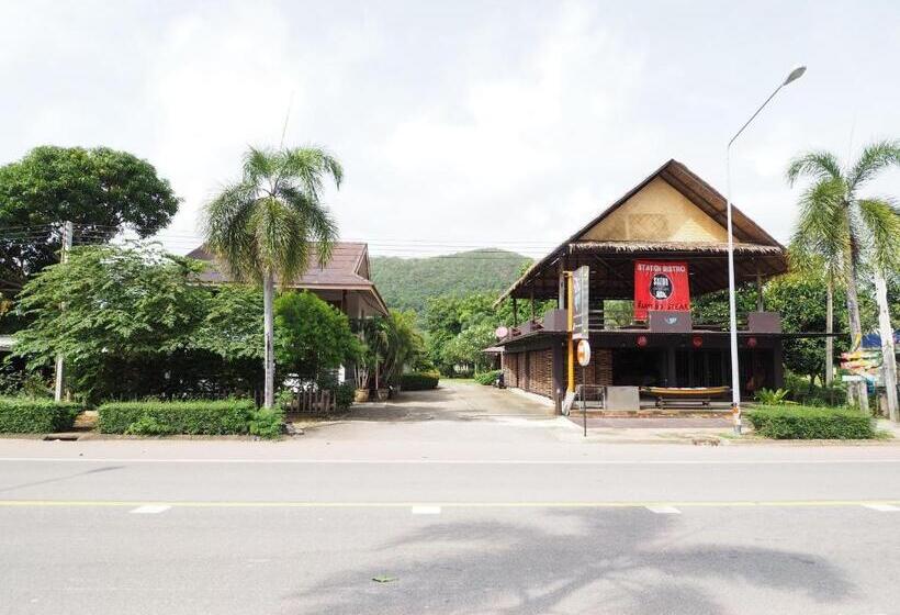 חדר אקונומי לארבעה, Baan Pun Sook Resort