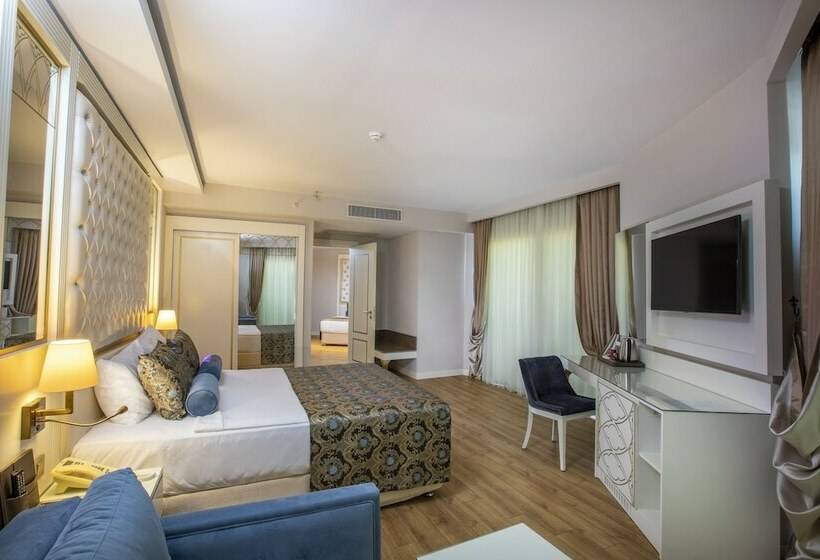 Pokój Rodzinny, Haydarpasha Palace