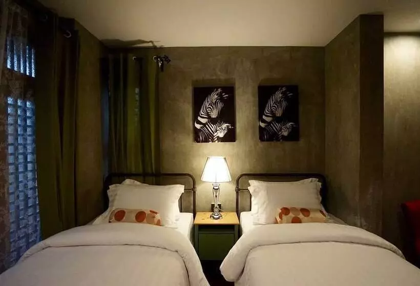 デラックスルーム, House Of Passion Amphawa