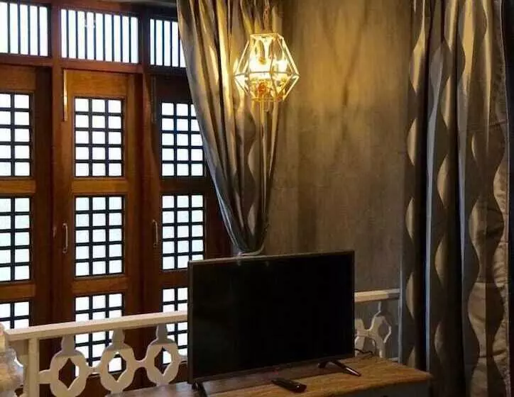 メゾネットスイート, House Of Passion Amphawa