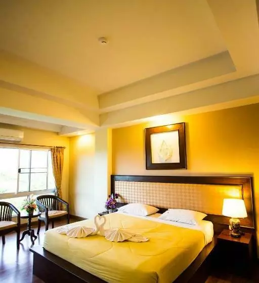 اتاق سوپریور, Madina Rayong