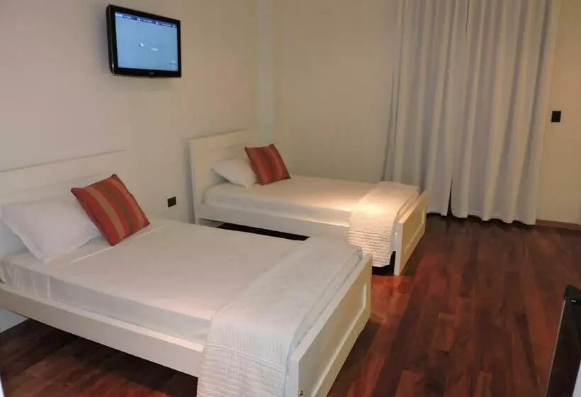 Classic Neljän Hengen Huone, Patio Del Puerto Hotel Boutique
