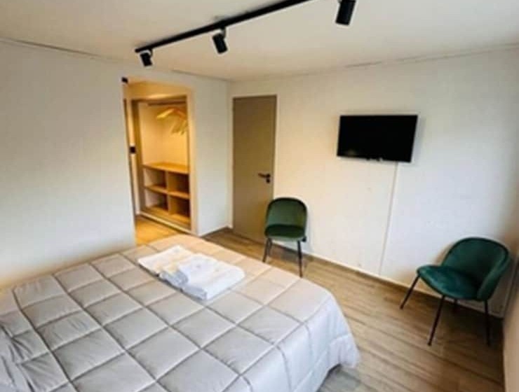 اتاق استاندارد چهار تخته, M382 Hotel Bariloche