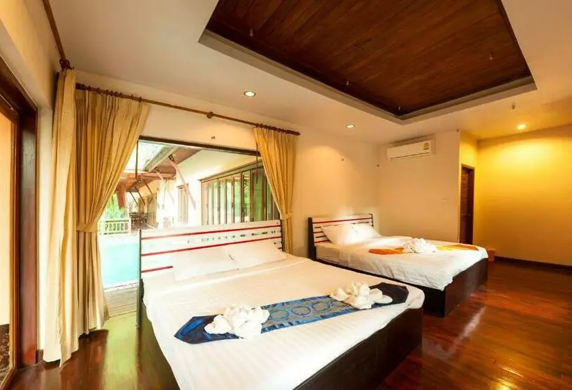 スタンダード４人部屋, Palms Hill Resort
