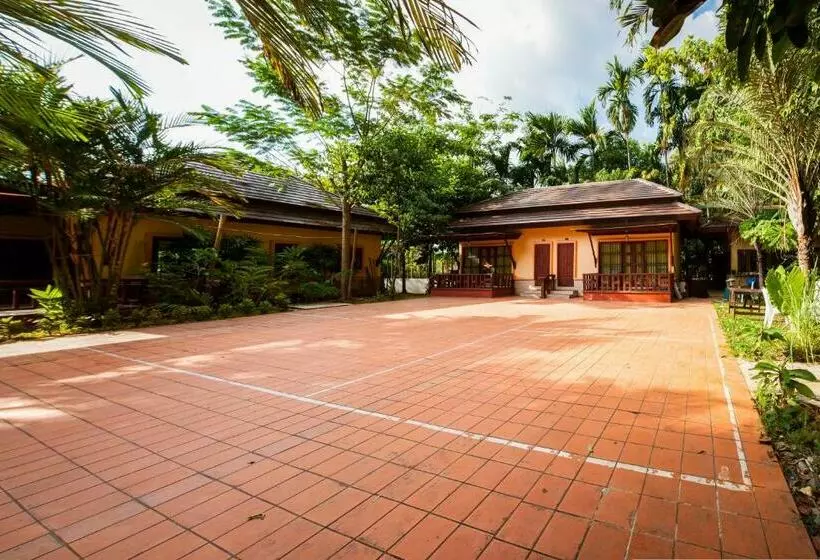 ガーデンビュースタンダードルーム, Palms Hill Resort
