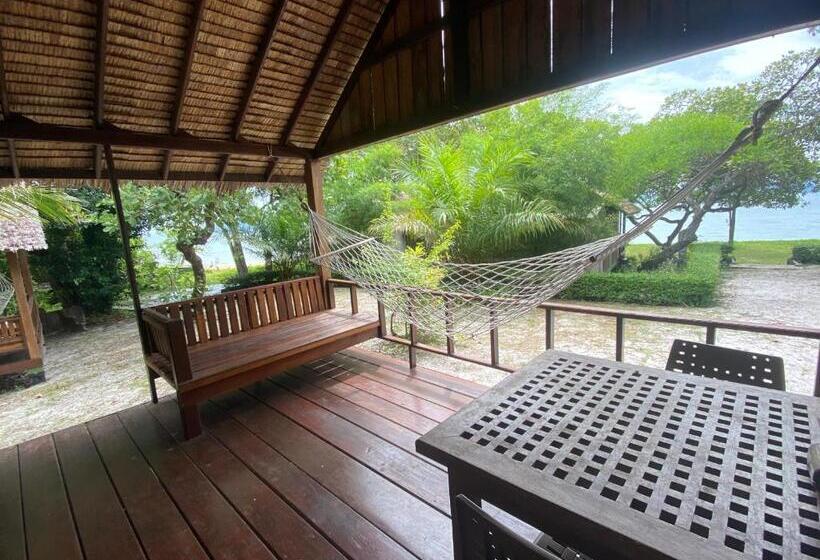 بنجلو قياسى مطل على البحر, Pp Land Beach Eco Resort