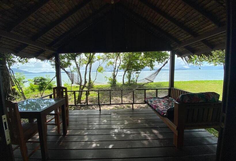スタンダードバンガロー, Pp Land Beach Eco Resort