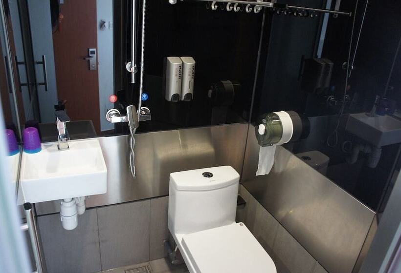 اتاق استاندارد, Ocean Inn