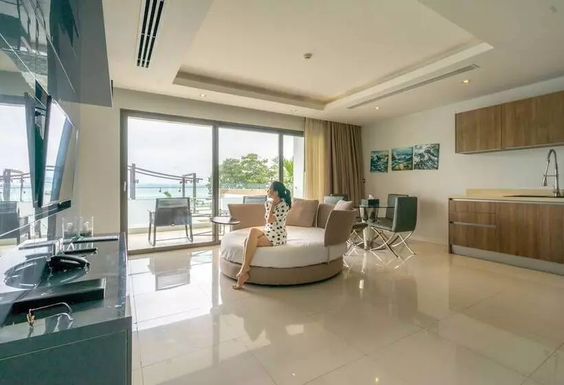 Sviitti 2 Makuuhuonetta, The Nchantra Pool Suite Phuket