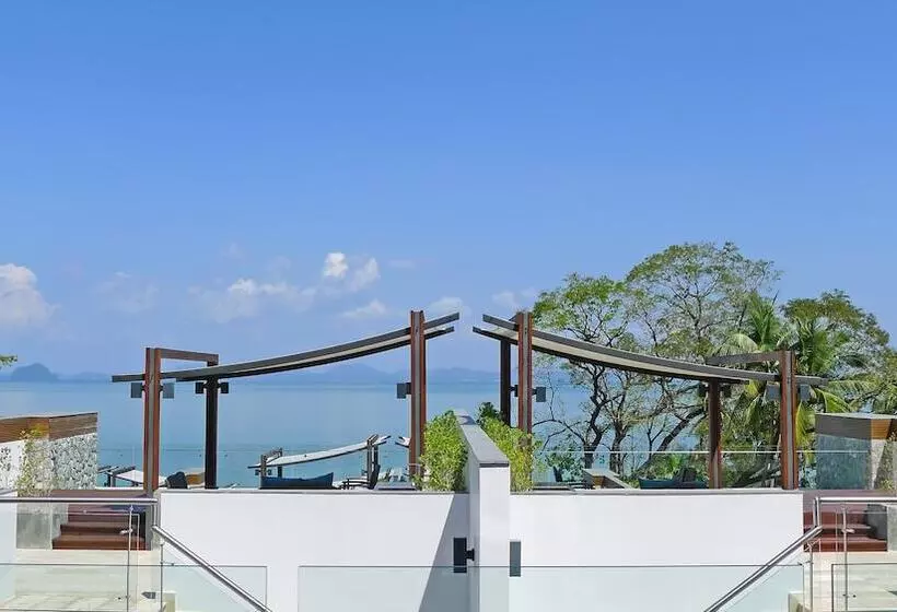Standard-studio, The Nchantra Pool Suite Phuket