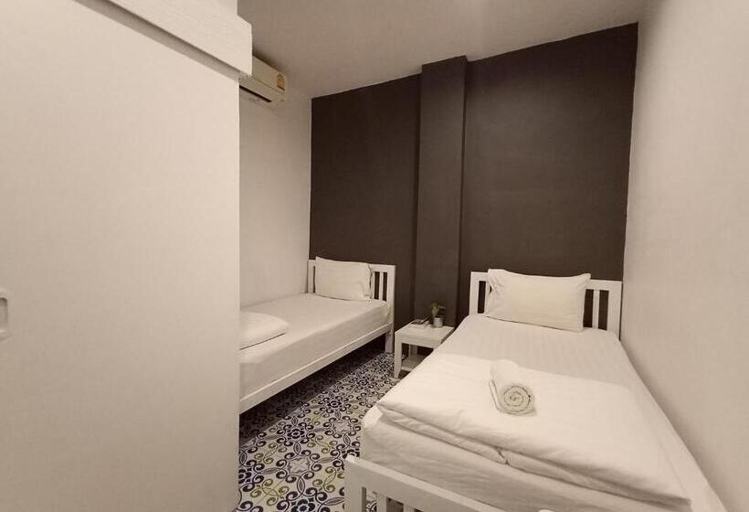 이코노미 룸, Chino Town At Yaowarat Phuket Sha Plus