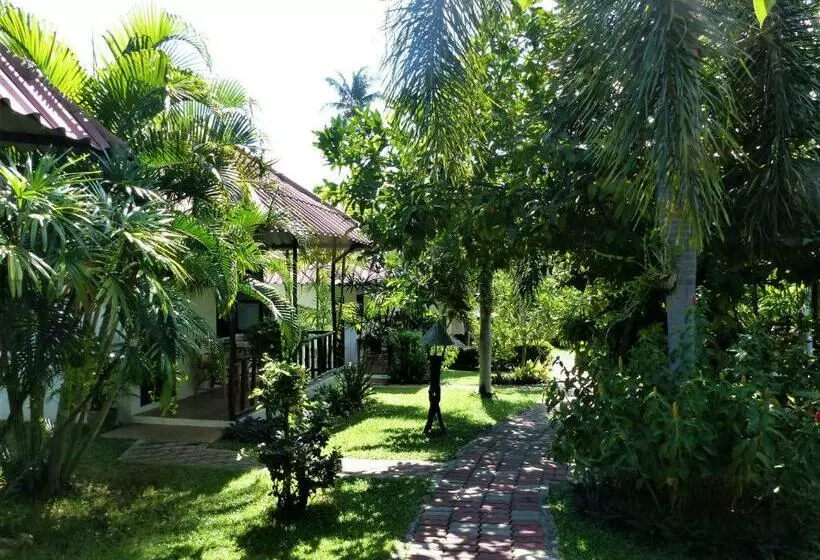 テラス付きスタンダードルーム, Bee Nat Garden Resort