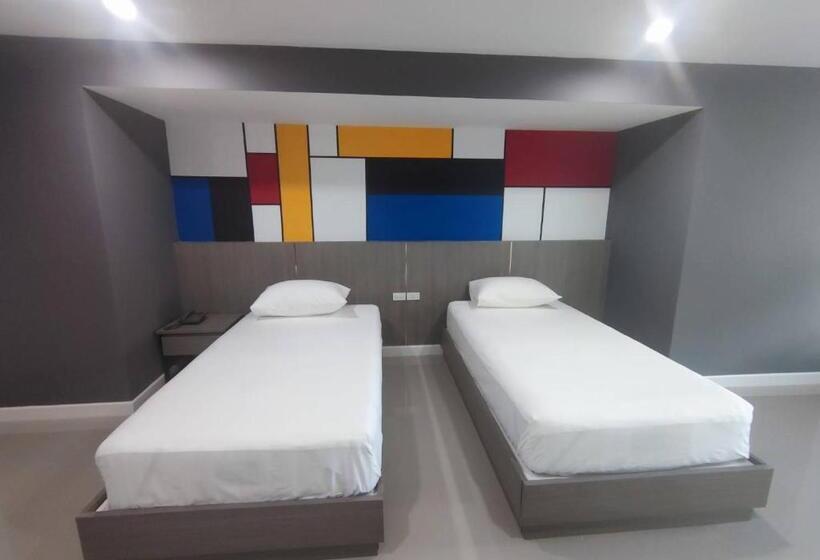 غرفة ديلوكس, Buri And Hostel