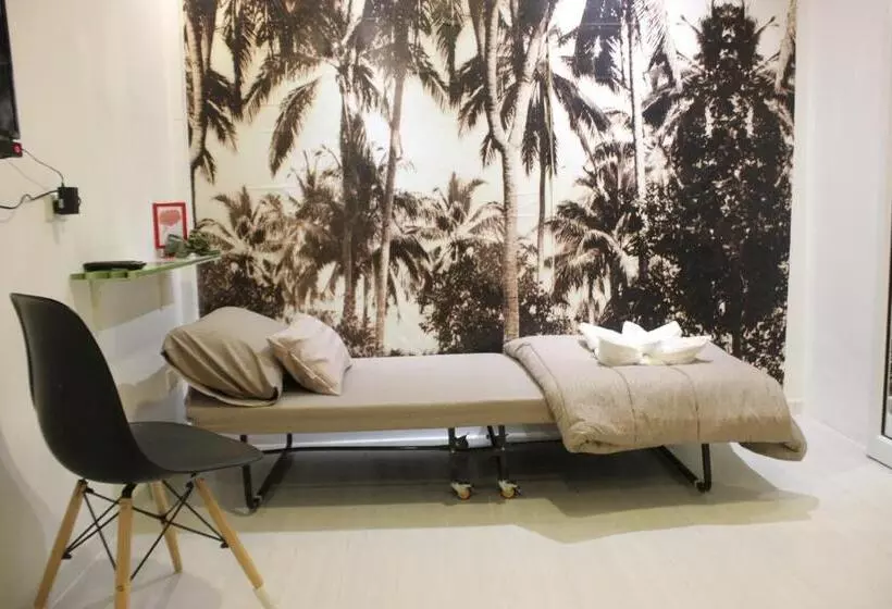 Standard Triple Room, 1715 House & Caff Resort, Phuket