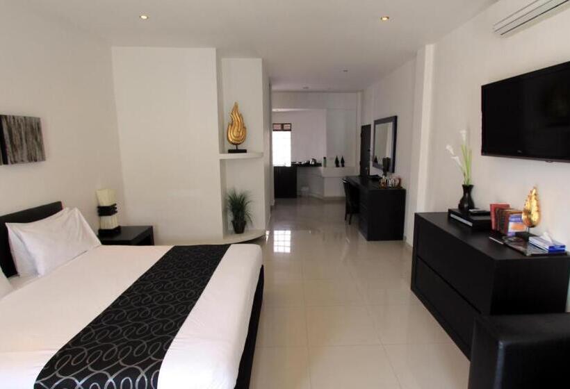 行政套房, East Suites