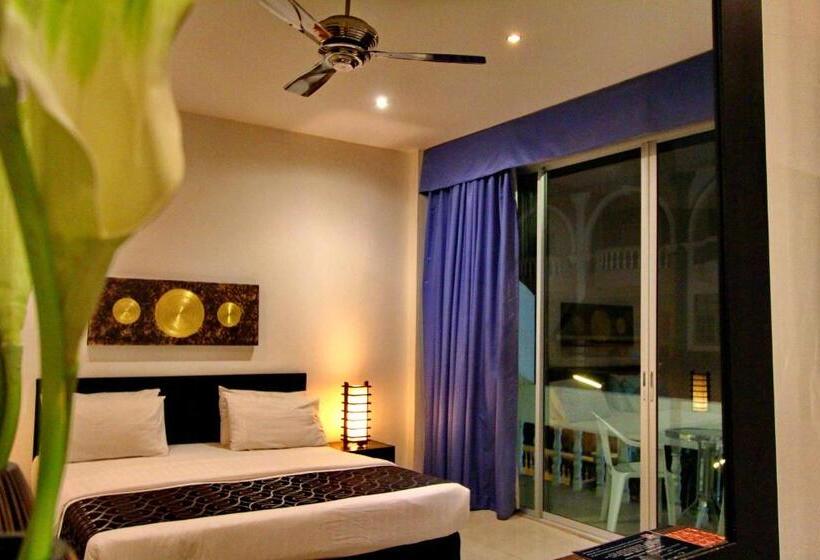 标准间带阳台, East Suites