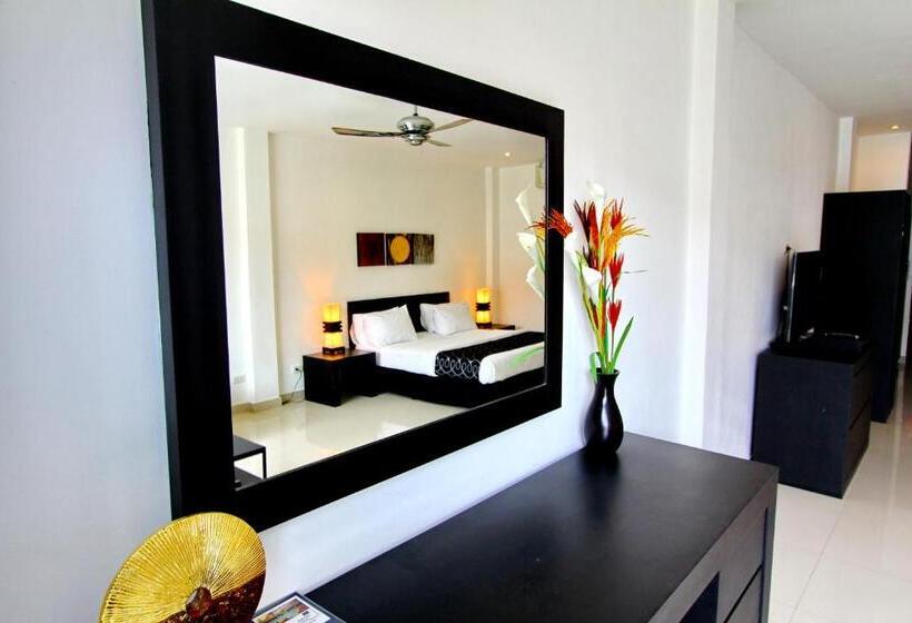 标准间带阳台, East Suites