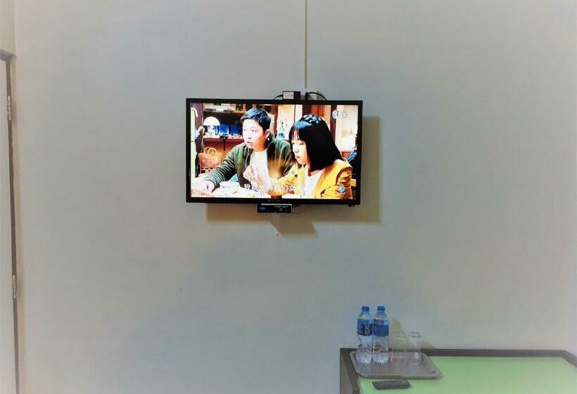 Номер Стандарт, Singapore