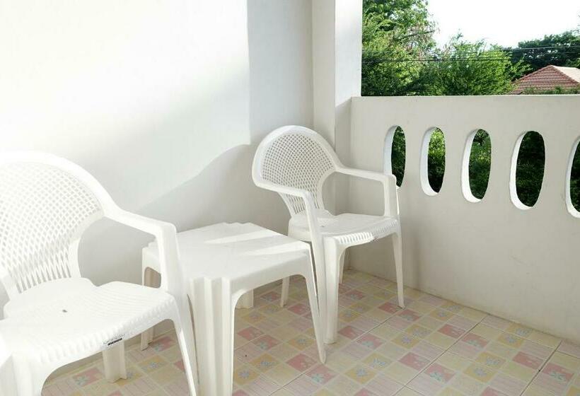标准间带阳台, 2n Guesthouse