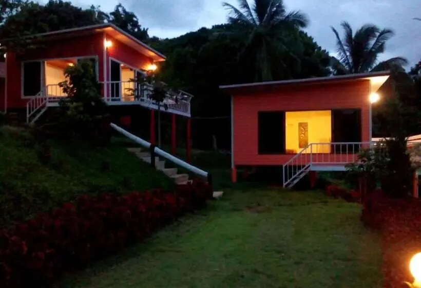スタンダードバンガロー, Baan Chuthamanee