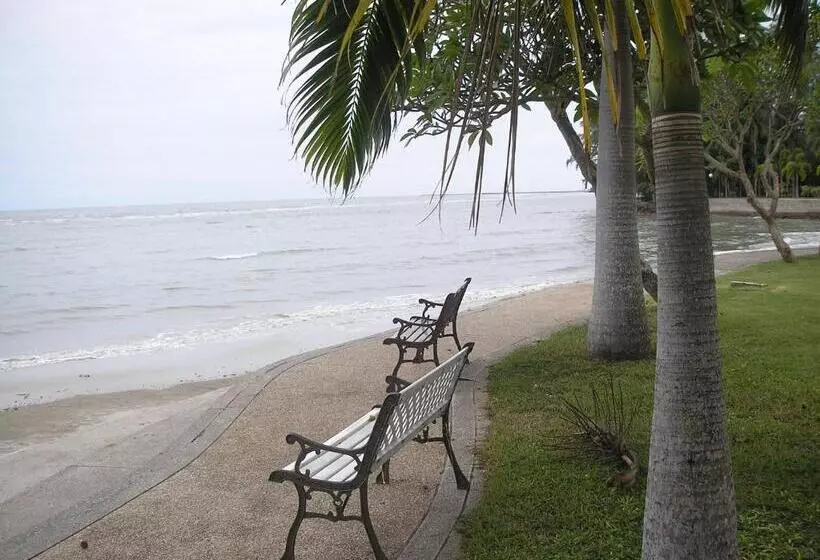スーペリアの４人部屋, Rock Garden Beach Resort