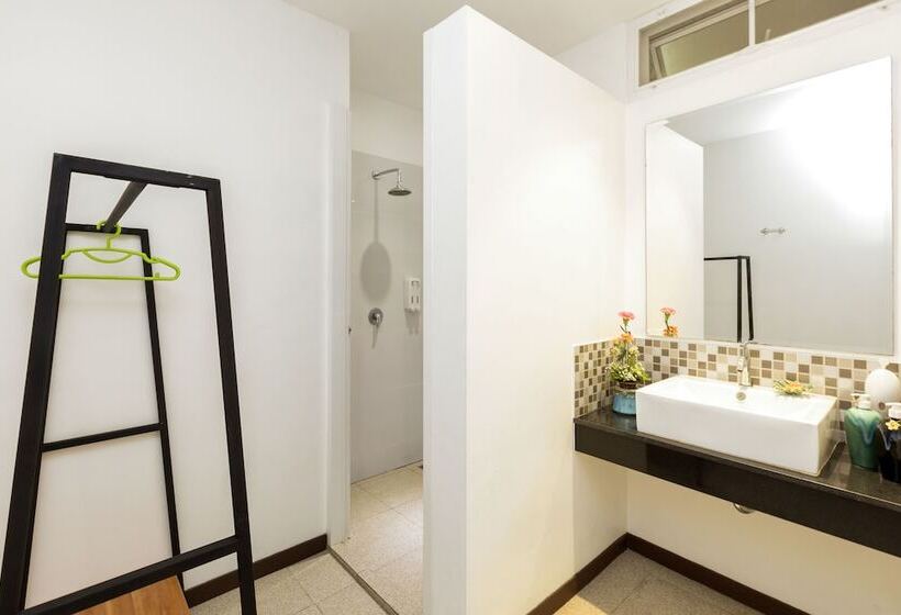 デラックストリプルルーム, The Lantern Hostel And Spa