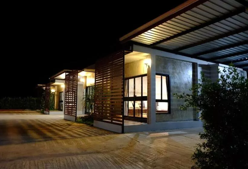 ویلای 1 خوابه, A Nice Resort