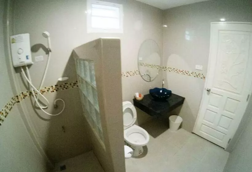 Standard Kolmen Hengen Huone, Holland Resort Phuket