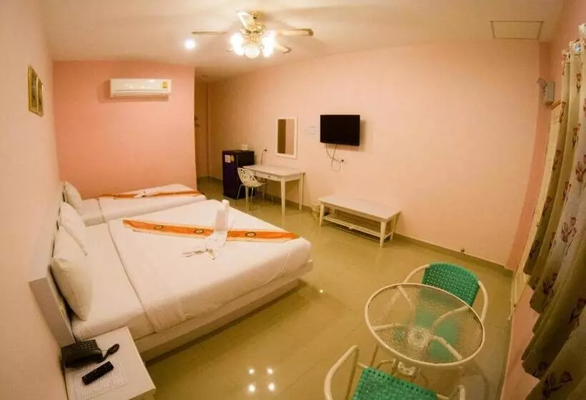 Standard Kolmen Hengen Huone, Holland Resort Phuket