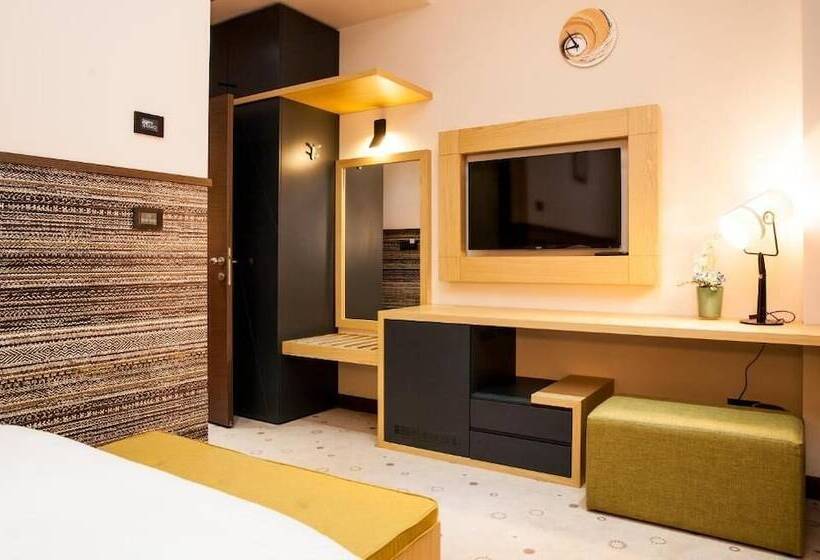 آپارتمان 1 خوابه, Atera Business Suites
