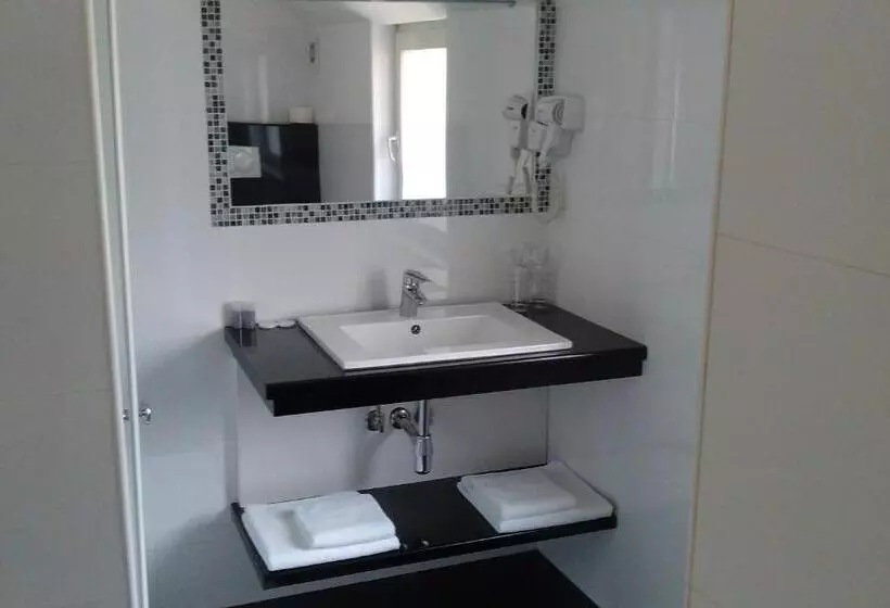 اتاق استاندارد, Garni Hotel Plava Laguna