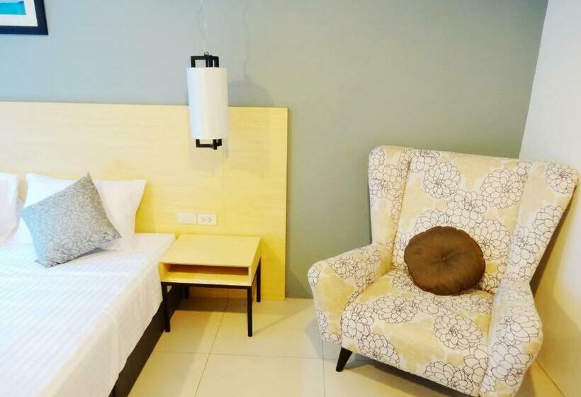 Standard-huone Allasnäkymä, Good Day Phuket