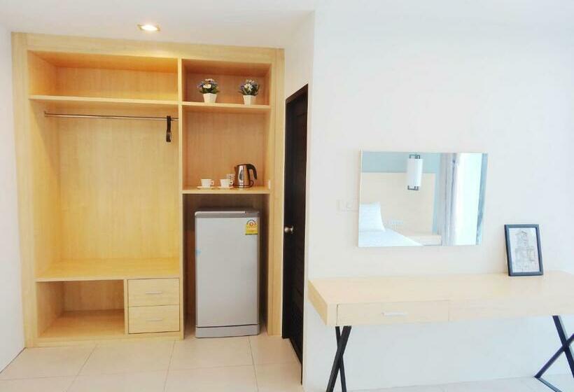 Standard-huone Allasnäkymä, Good Day Phuket