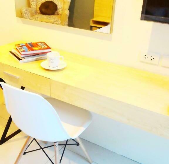 Standard-huone Allasnäkymä, Good Day Phuket