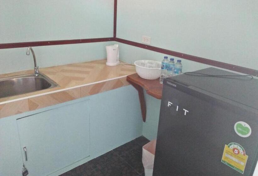 家族用バンガロー, Happy Days Resort