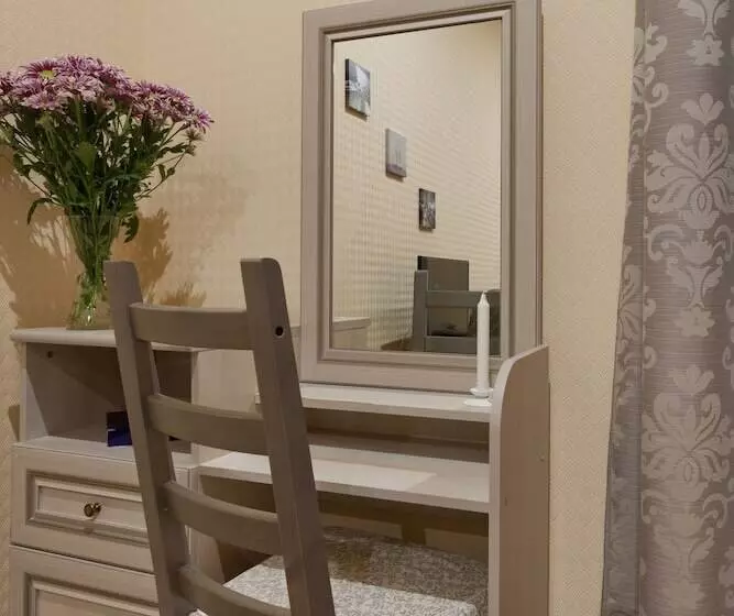 اتاق راحتی, Apartments Comfort City