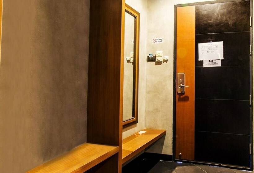 Номер Deluxe, B2 Airport Boutique & Budget