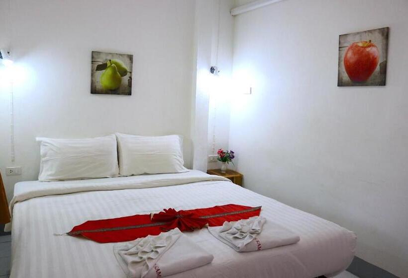 Номер Стандарт, Deng S Kamala Beach Guesthouse