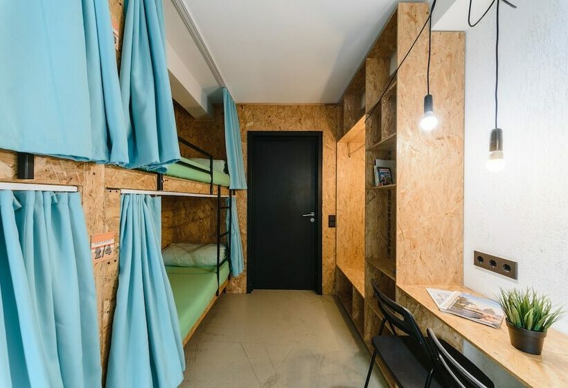 共用房间的床, Simple Hostel Gorokhovaya