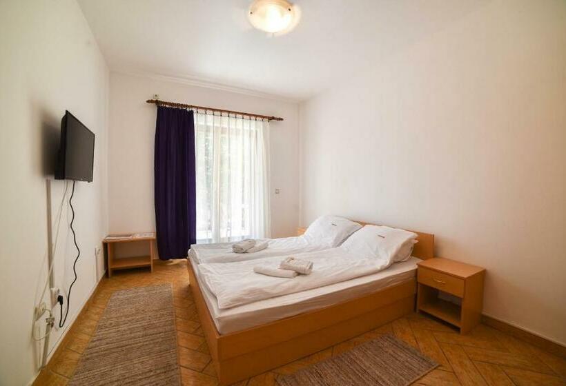 اتاق استاندارد چهار تخته, Sunce Inn